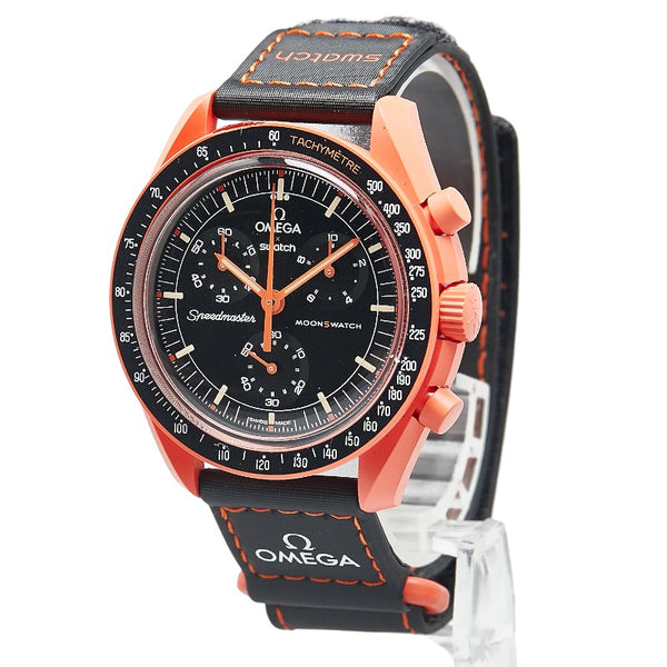 オメガ × Swatch スウォッチ ムーンスウォッチ ミッション オン アース ラバ 腕時計 SO33O100 クオーツ ブラック文字盤 ナイロン バイオセラミック メンズ OMEGA 【中古】