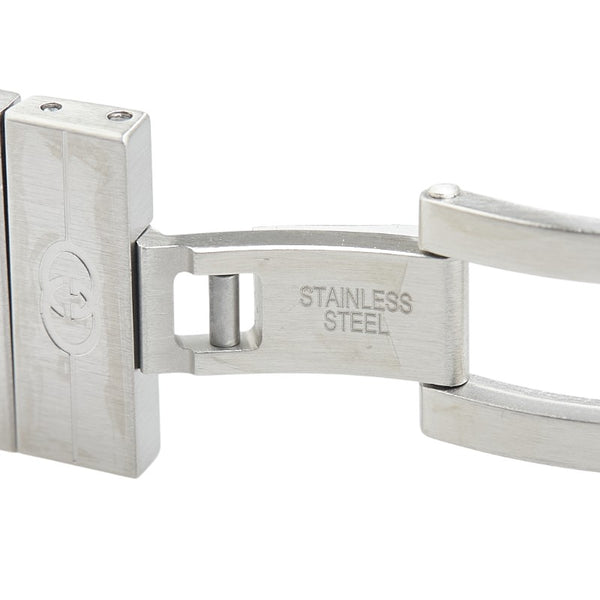 グッチ グリップ 腕時計 157.4 クオーツ ホワイト文字盤 ステンレススチール レディース GUCCI 【中古】