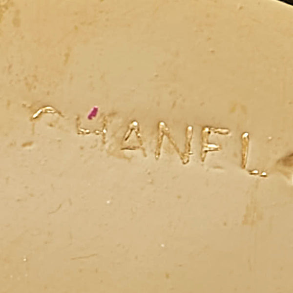 シャネル ラウンド クローバー 四つ葉 モチーフ イヤリング ゴールド ブラック メッキ フェイクパール レディース CHANEL 【中古】