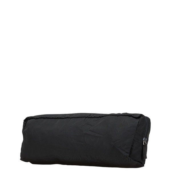 プラダ 三角ロゴプレート ポーチ ブラック ナイロン レディース PRADA 【中古】