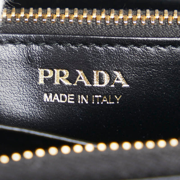 プラダ ラウンドファスナー 長財布 1ML157 ブラック レザー レディース PRADA 【中古】