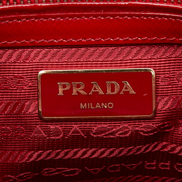 プラダ 三角ロゴプレート ハンドバッグ レッド パテントレザー レディース PRADA 【中古】