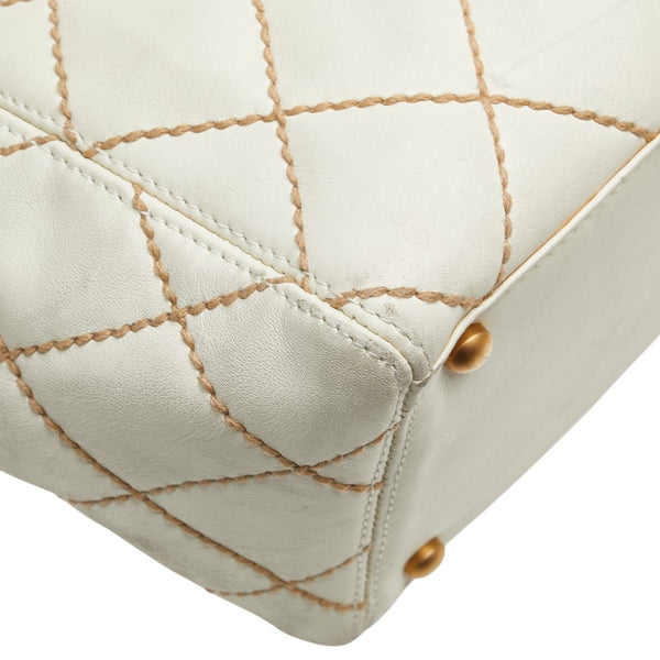 シャネル ココマーク ワイルドステッチ トートバッグ ホワイト レザー レディース CHANEL 【中古】