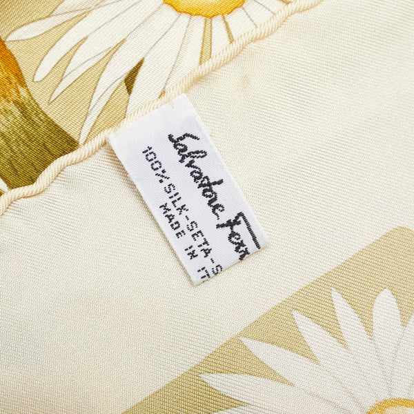 サルヴァトーレフェラガモ トラ ヒョウ 鳥 植物 スカーフ マルチカラー シルク レディース Salvatore Ferragamo 【中古】