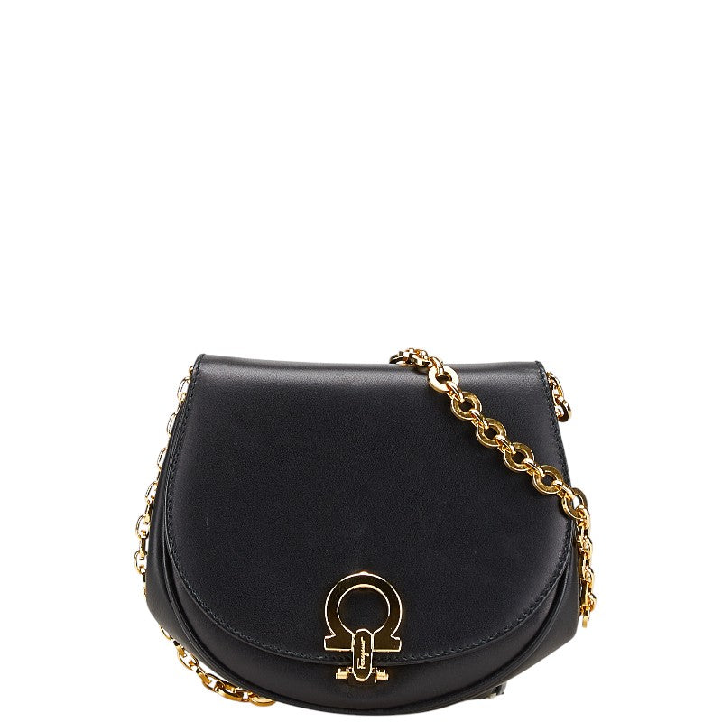 サルヴァトーレフェラガモ ガンチーニ 斜め掛け チェーン ショルダーバッグ AQ214204 ブラック レザー レディース Salvatore Ferragamo 【中古】
