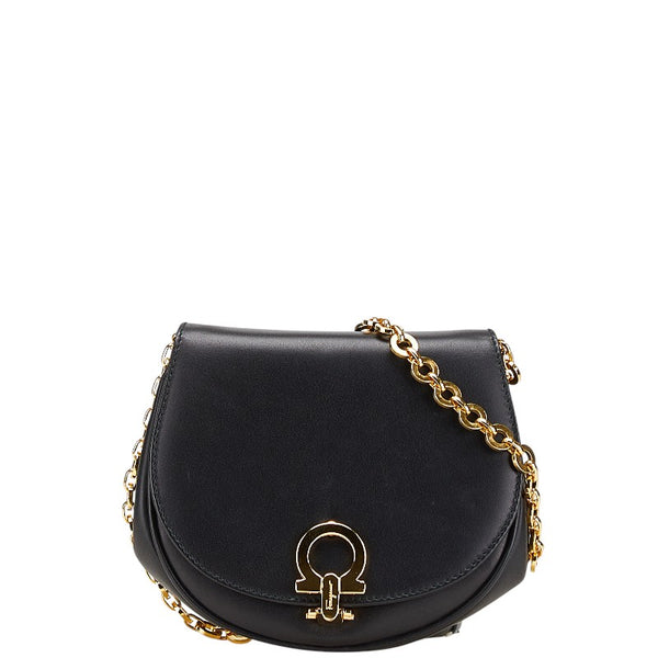 サルヴァトーレフェラガモ ガンチーニ 斜め掛け チェーン ショルダーバッグ AQ214204 ブラック レザー レディース Salvatore Ferragamo 【中古】