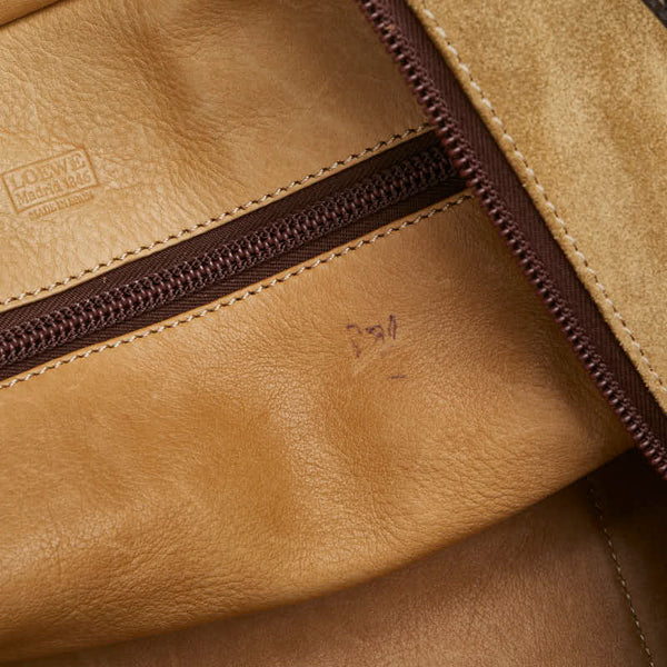ロエベ アナグラムロゴ アマソナ32 ハンドバッグ カーキ ブラウン スウェード レザー レディース LOEWE 【中古】