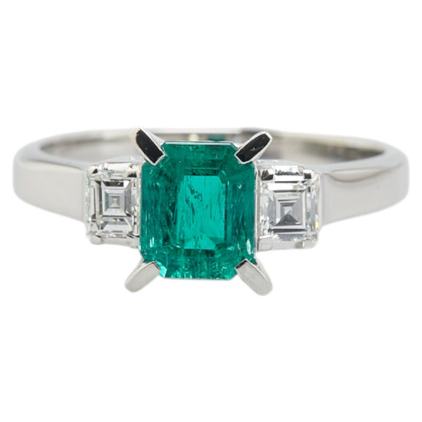 Pt900 プラチナ エメラルド0.805ct ダイヤ0.30ct リング 指輪 レディース 13号 【中古】