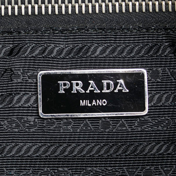 プラダ 三角ロゴプレート スカル ショルダーバッグ ブラック シルバー ナイロン レザー レディース PRADA 【中古】