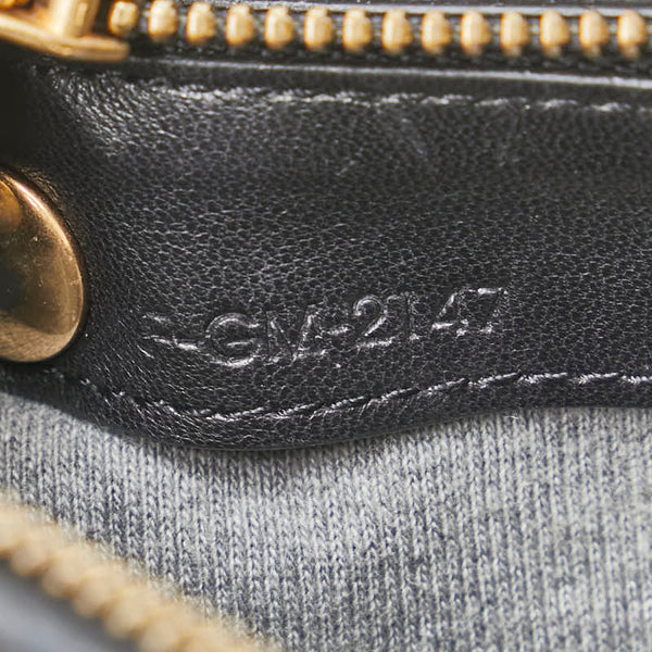 セリーヌ トリオ スモール 斜め掛け ショルダーバッグ ブラック レザー レディース CELINE 【中古】