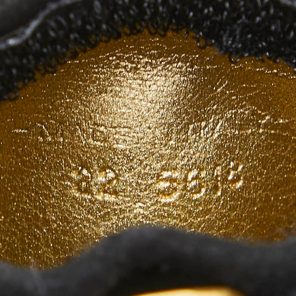 サルヴァトーレフェラガモ ヴァラ ポーチ バッグチャーム キーホルダー ブラック スエード レディース Salvatore Ferragamo 【中古】