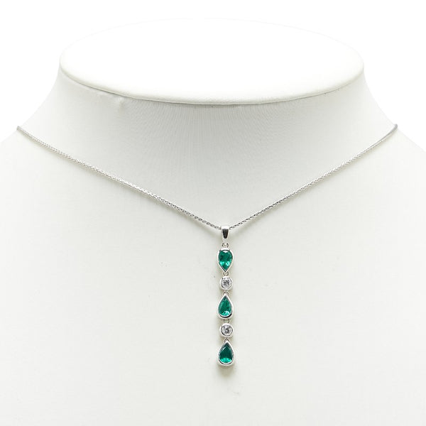 Pt900 プラチナ Pt850 プラチナ エメラルド1.09ct ダイヤ0.24ct 雫 モチーフ 3連 ペンダントネックレス レディース 【中古】