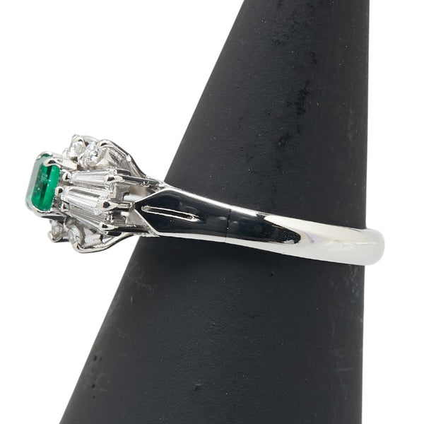 Pt900 プラチナ エメラルド0.25ct ダイヤ0.31ct リング 指輪 レディース 8.5号 【中古】