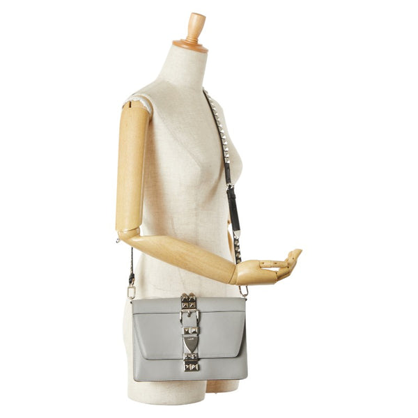プラダ スタッズ 斜め掛け ショルダーバッグ  グレー レザー レディース PRADA 【中古】