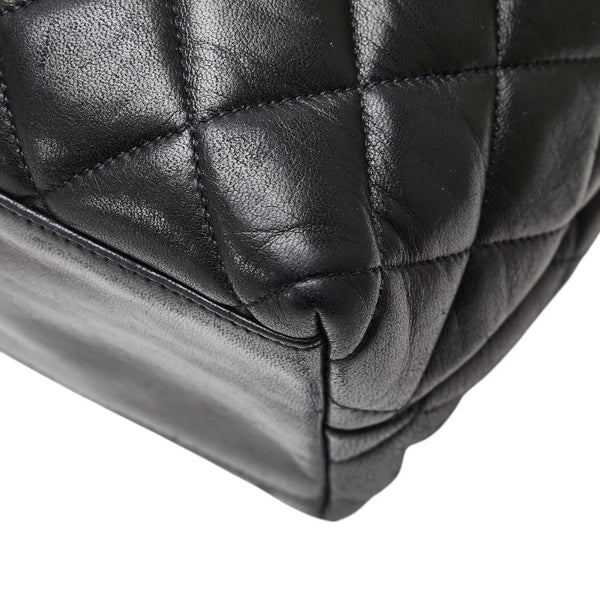 シャネル ココマーク マトラッセ チェーン ショルダーバッグ ブラック ラムスキン レディース CHANEL 【中古】