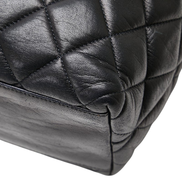 シャネル ココマーク マトラッセ チェーン ショルダーバッグ ブラック ラムスキン レディース CHANEL 【中古】