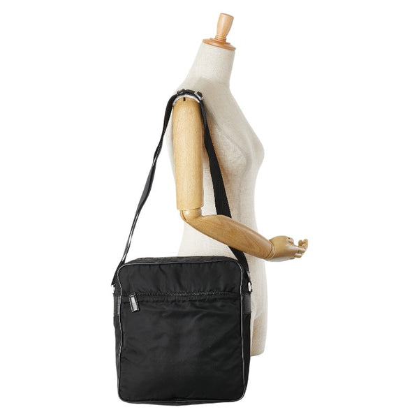 プラダ 三角ロゴプレート 斜め掛け ショルダーバッグ V161 ブラック ナイロン レディース PRADA 【中古】