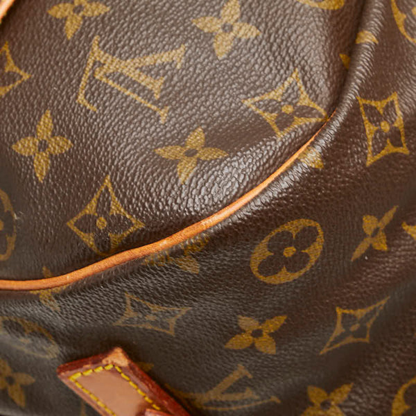 ルイ ヴィトン モノグラム ソミュール35 斜め掛け ショルダーバッグ M42254 ブラウン PVC レザー レディース LOUIS VUITTON 【中古】
