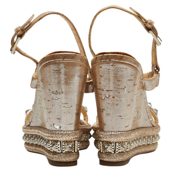 クリスチャンルブタン ピラリヤド スタッズ ウェッジソールサンダル サイズ：34 ゴールド ベージュ レザー グリッターキャンバス レディース Christian Louboutin 【中古】