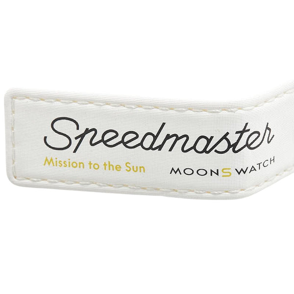 オメガ ×スウォッチ ムーンスウォッチ MISSION TO THE SUN 腕時計 SO33J100 クオーツ イエロー文字盤 セラミック ナイロン メンズ OMEGA 【中古】