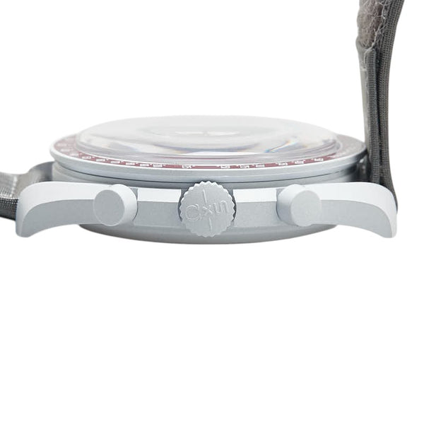 オメガ ×スウォッチ ムーンスウォッチ MISSION TO PLUTO 腕時計 SO33M101 クオーツ ホワイト文字盤 セラミック ナイロン メンズ OMEGA 【中古】