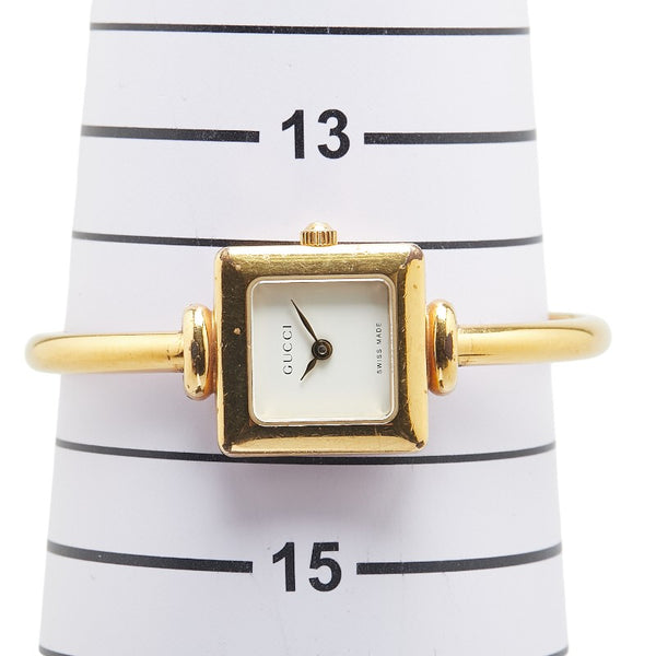 グッチ バングルウォッチ 1900L クオーツ ホワイト文字盤 ステンレススチール レディース GUCCI 【中古】
