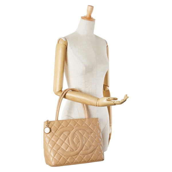 シャネル ココマーク マトラッセ 復刻トート トートバッグ ベージュ キャビアスキン レディース CHANEL 【中古】