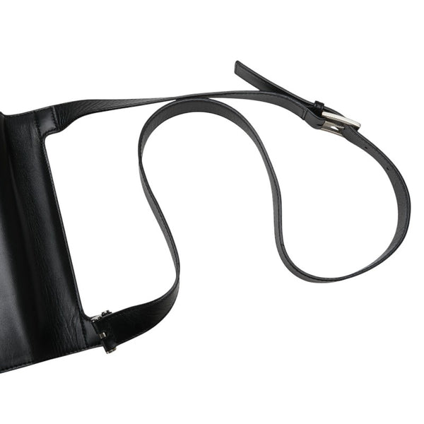 サルヴァトーレフェラガモ 斜め掛け ショルダーバッグ ブラック レザー レディース Salvatore Ferragamo 【中古】