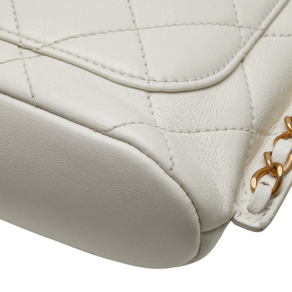 シャネル ココマーク マトラッセ チェーン ショルダーバッグ AS2542 ホワイト カーフレザー レディース CHANEL 【中古】