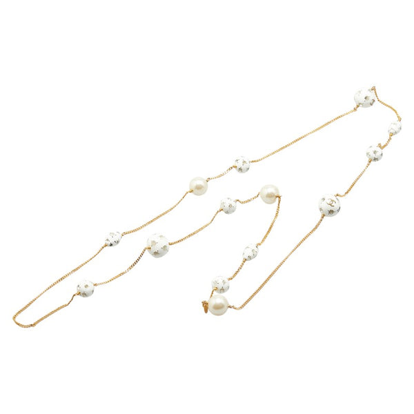 シャネル ココマーク サッカーボール モチーフ ロングネックレス ゴールド ホワイト メッキ フェイクパール レディース CHANEL 【中古】