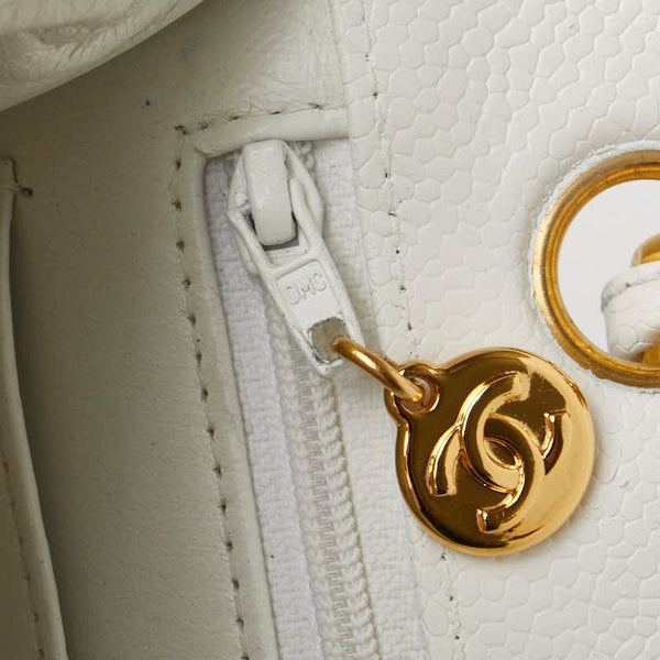 シャネル ココマーク マトラッセ チェーン ハンドバッグ ショルダーバッグ ホワイト キャビアスキン レディース CHANEL 【中古】