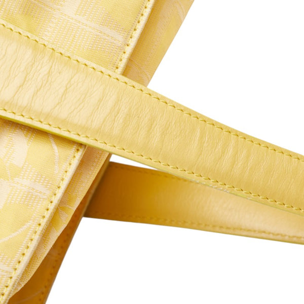 シャネル ニュートラベルライン ハンドバッグ トートバッグ イエロー ナイロン レザー レディース CHANEL 【中古】