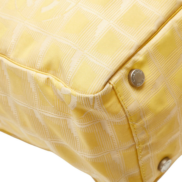 シャネル ニュートラベルライン ハンドバッグ トートバッグ イエロー ナイロン レザー レディース CHANEL 【中古】