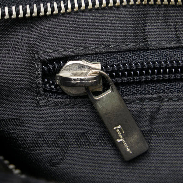 サルヴァトーレフェラガモ ガンチーニ トートバッグ ブラック ウール エナメル レディース Salvatore Ferragamo 【中古】