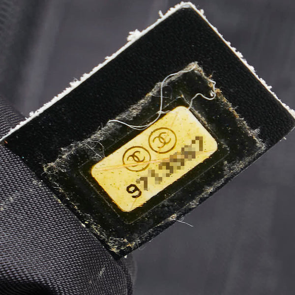 シャネル ニュートラベルライン トートMM トートバッグ ハンドバッグ ブラック ナイロン レザー レディース CHANEL 【中古】