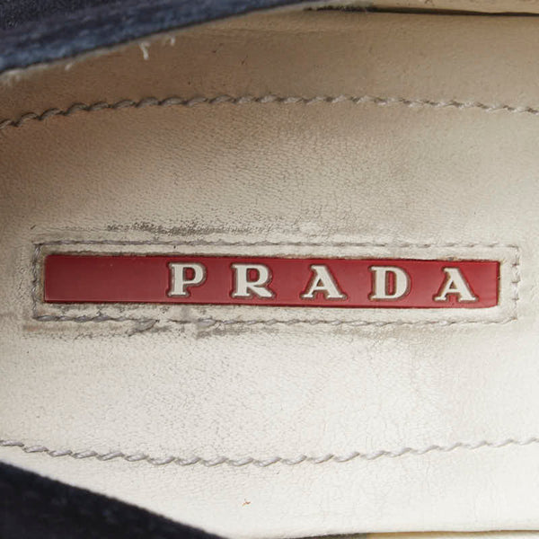 プラダ ロゴ スリッポン サイズ：37.5 ネイビー スエード レディース PRADA 【中古】