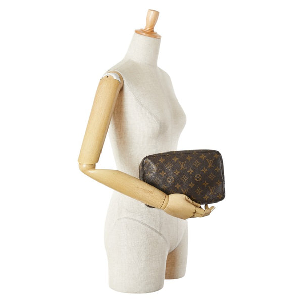 ルイ ヴィトン モノグラム トゥルース トワレット23 セカンドバッグ クラッチバッグ M47524 ブラウン PVC レディース LOUIS VUITTON 【中古】