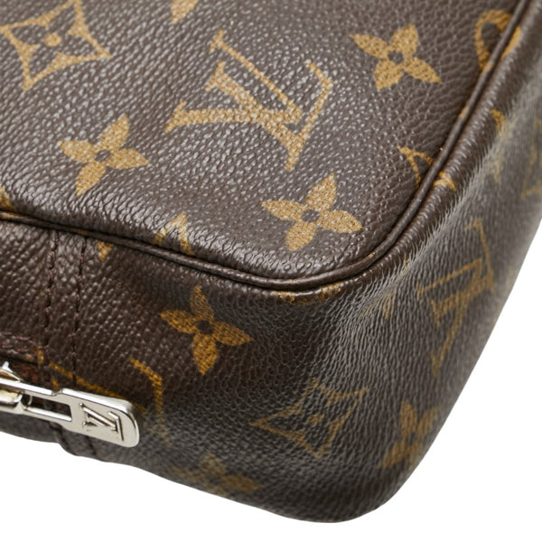 ルイ ヴィトン モノグラム トゥルース トワレット23 セカンドバッグ クラッチバッグ M47524 ブラウン PVC レディース LOUIS VUITTON 【中古】