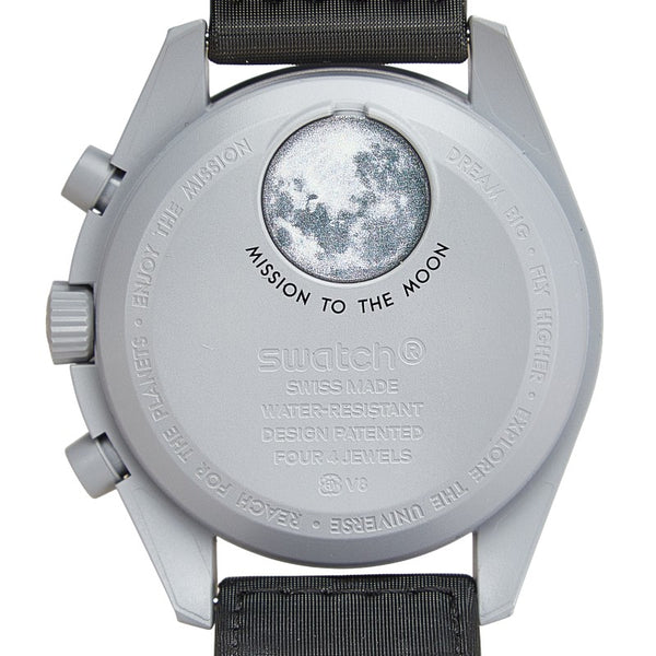 オメガ ×スウォッチ ムーンスウォッチ MISSION TO THE MOON 腕時計 SO33M100 クオーツ ブラック文字盤 セラミック ナイロン メンズ OMEGA 【中古】