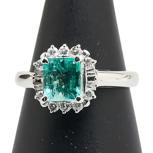 グリーン Pt900 プラチナ エメラルド1.10ct ダイヤ0.32ct リング 指輪 レディース 13号 【中古】