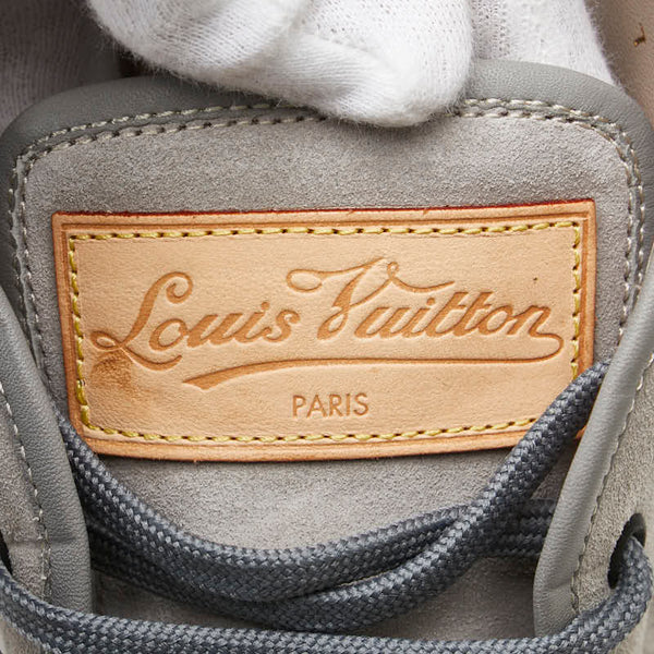 ルイ ヴィトン チャッカーブーツ ブーツ サイズ:7 ライトグレー ブラウン スウェード メンズ LOUIS VUITTON 【中古】