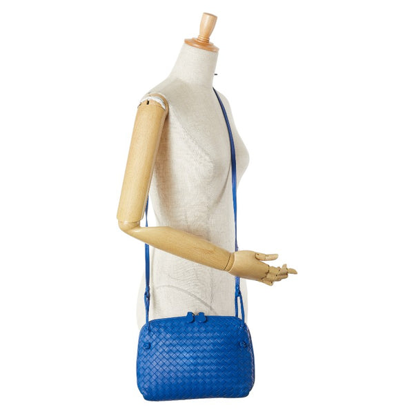 ボッテガヴェネタ イントレチャート 斜め掛け ショルダーバッグ ブルー レザー レディース BOTTEGAVENETA 【中古】