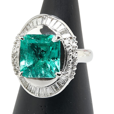 グリーン Pt900 プラチナ エメラルド5.00ct ダイヤ0.87ct リング 指輪 レディース 8号 【中古】