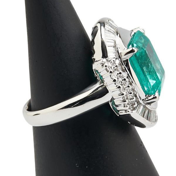 グリーン Pt900 プラチナ エメラルド5.00ct ダイヤ0.87ct リング 指輪 レディース 8号 【中古】