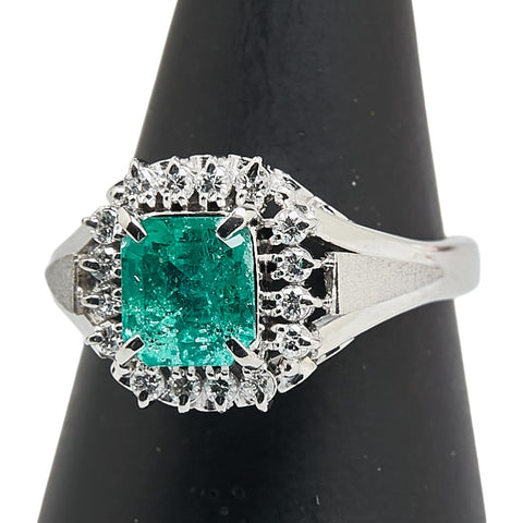 グリーン Pt900 プラチナ エメラルド1.03ct ダイヤ0.18ct リング 指輪 レディース 12号 【中古】