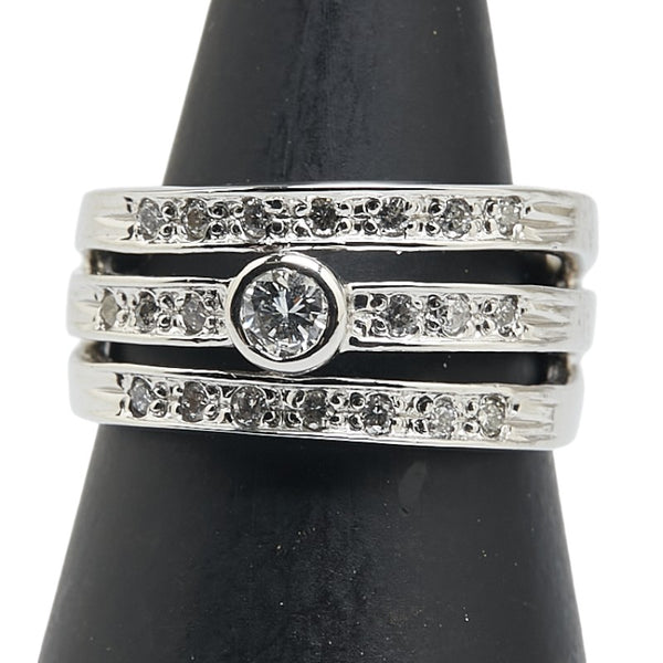 Pt900 プラチナ ダイヤ0.15ct ダイヤ0.081ct 3連 ピンキーリング レディース 3.5号 【中古】