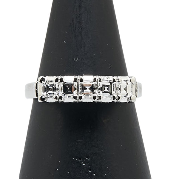 Pt900 プラチナ ダイヤ0.59ct 一文字 リング 指輪 レディース 8.5号 【中古】