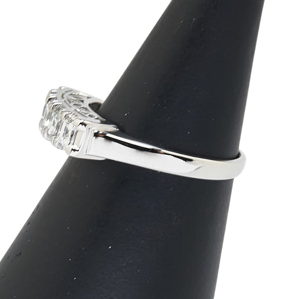 Pt900 プラチナ ダイヤ0.59ct 一文字 リング 指輪 レディース 8.5号 【中古】