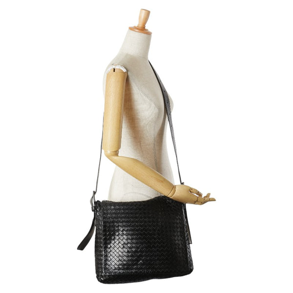 ボッテガヴェネタ イントレチャート 斜め掛け ショルダーバッグ ブラック レザー レディース BOTTEGAVENETA 【中古】