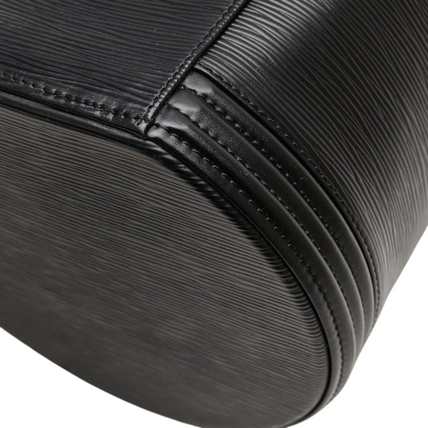 ルイ ヴィトン エピ カンヌ バニティバッグ ハンドバッグ M48032 ノワール ブラック レザー レディース LOUIS VUITTON 【中古】